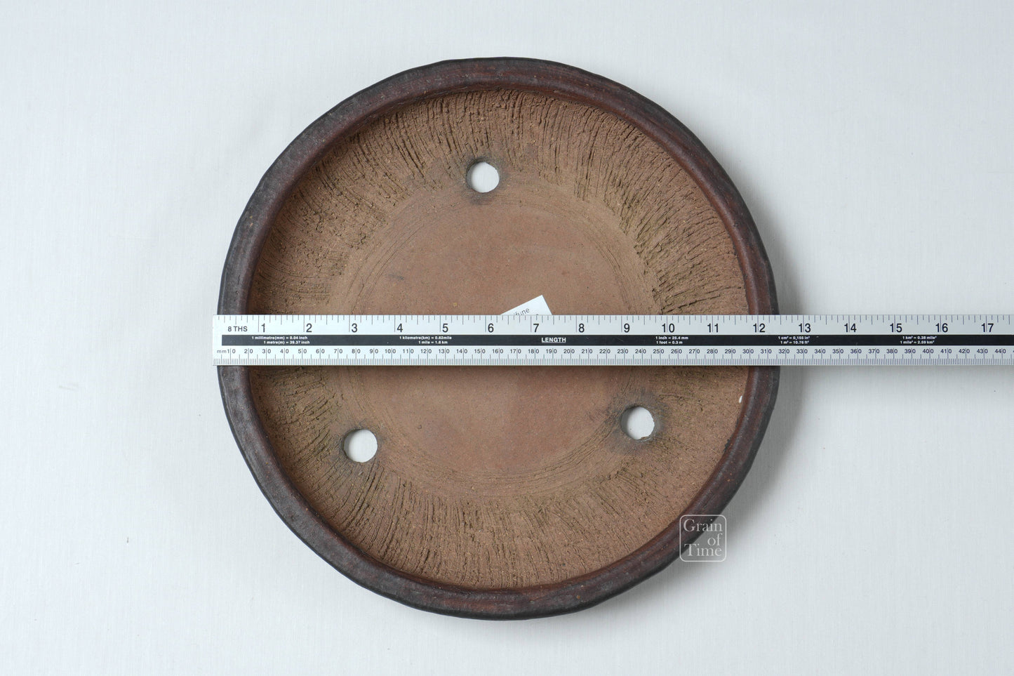 24877: Fusyu / Tomifune (Tokoname) - Nanban - 12⅝ in (32cm)