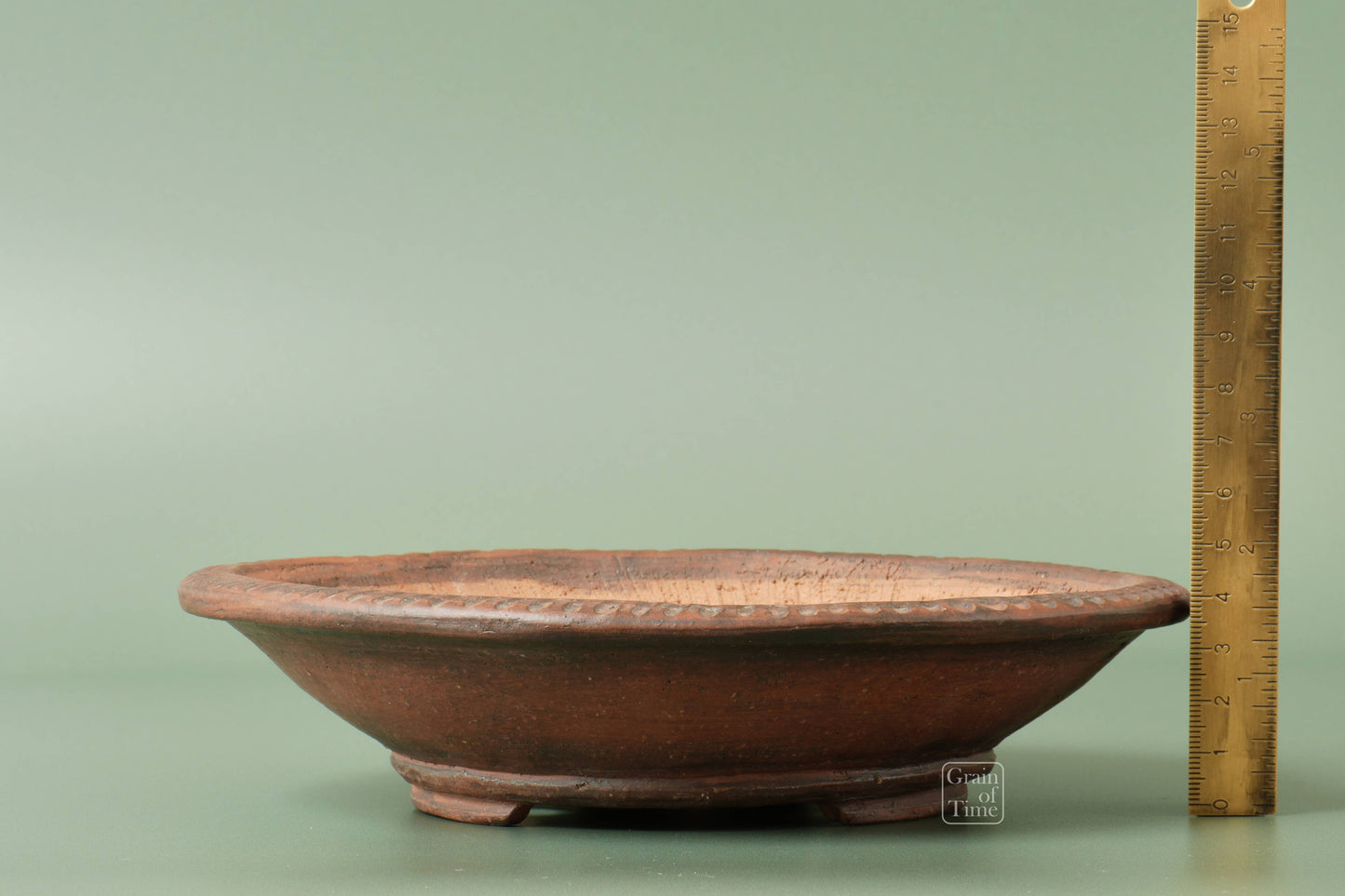 24749: Fusyu / Tomifune (Tokoname) - Round Pot - 7⅝ in (20cm)