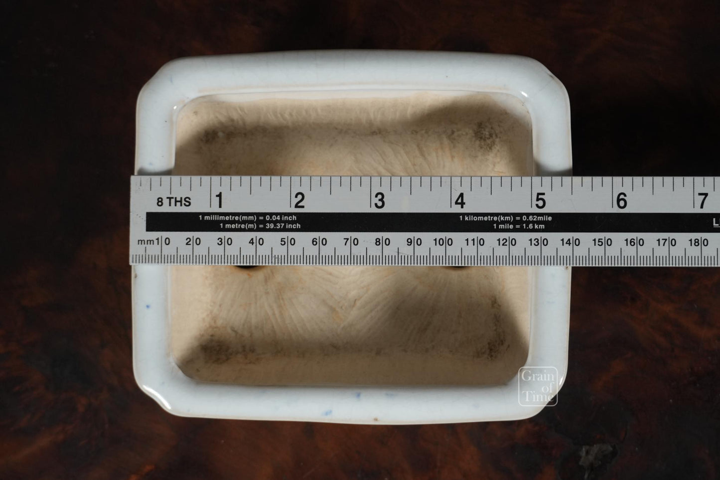 24948: Shunka Seizan - White Rectangle - 5½ in (14cm)