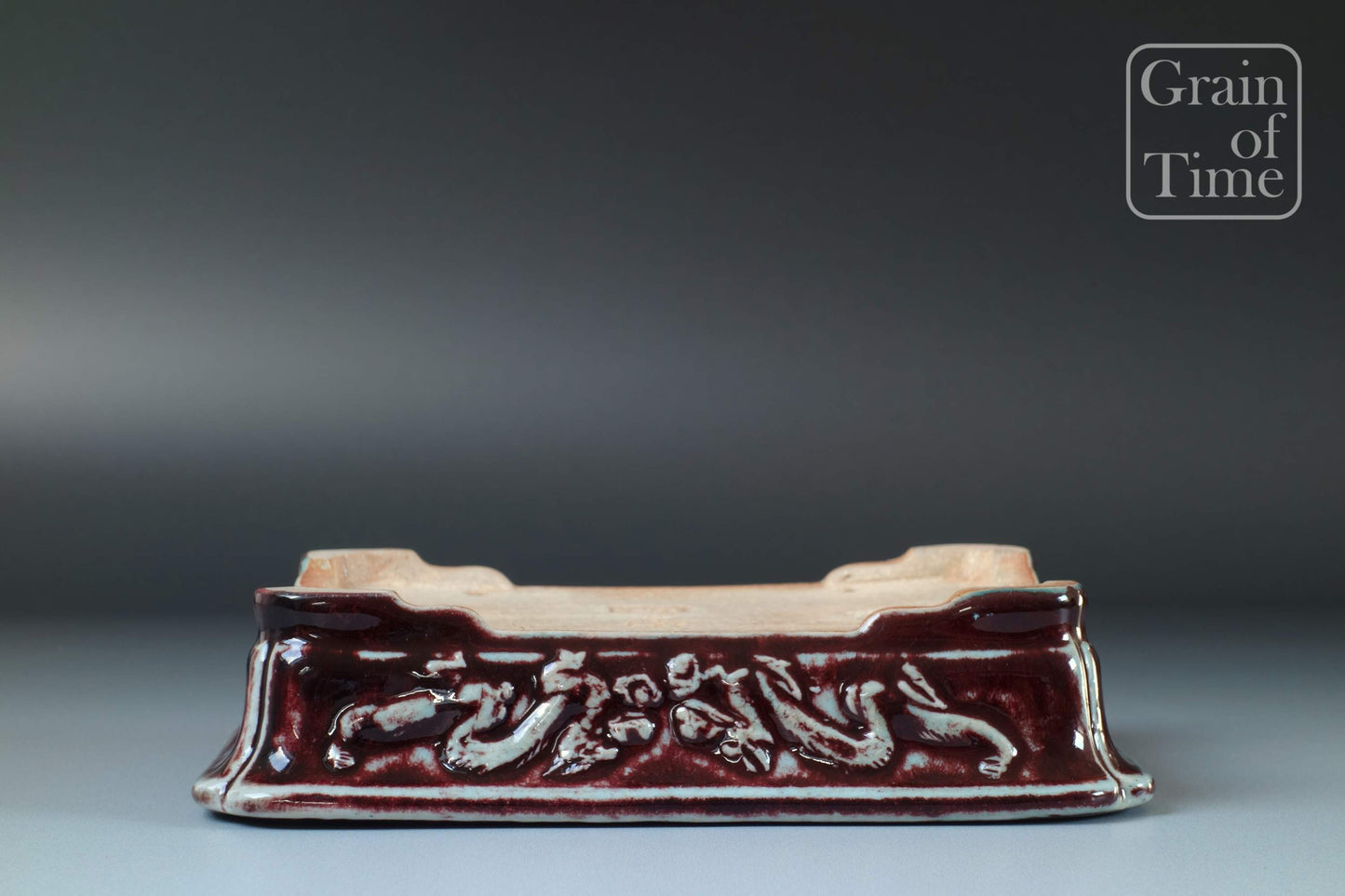Jukuo Koyo (Tokoname) - Cinnabar Dragon Rectangle - 6⅜ in (16cm)