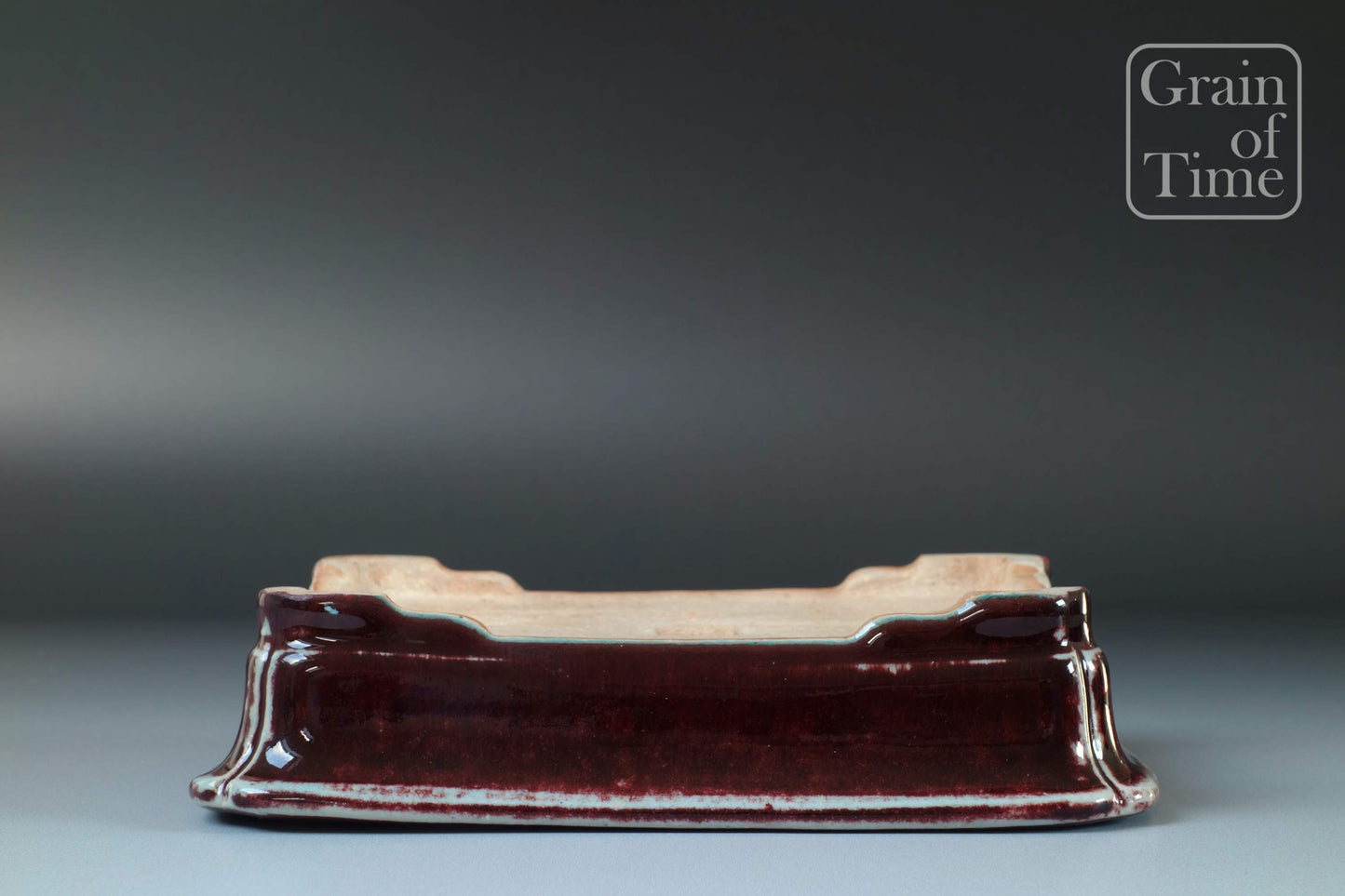 Jukuo Koyo (Tokoname) - Cinnabar Dragon Rectangle - 6⅜ in (16cm)