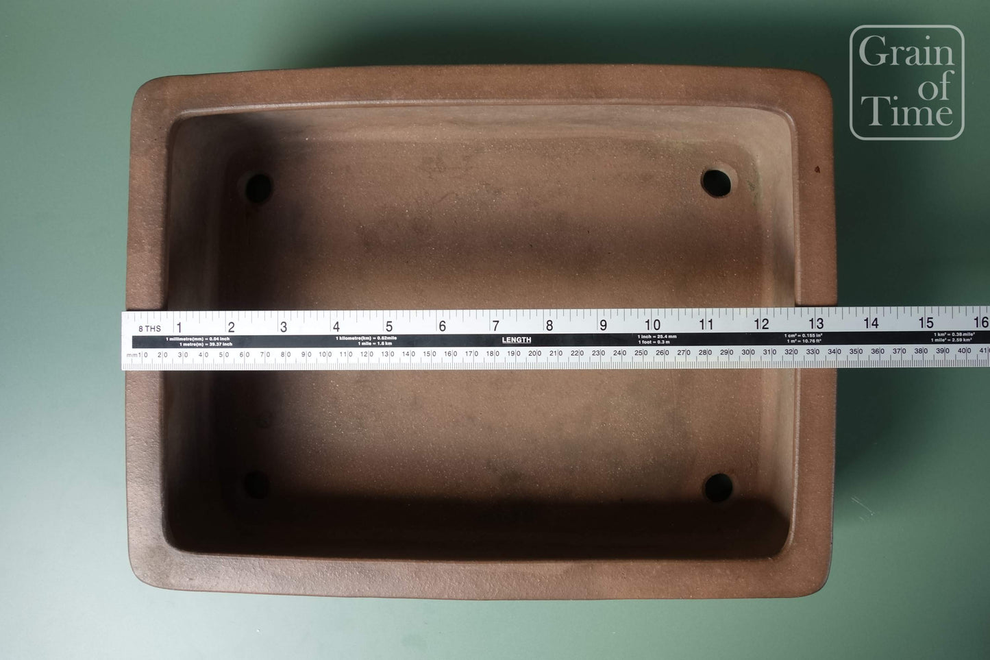 Mitsumine Saida (Tokoname) - Handmade Rectangle - 13½ in (34cm)