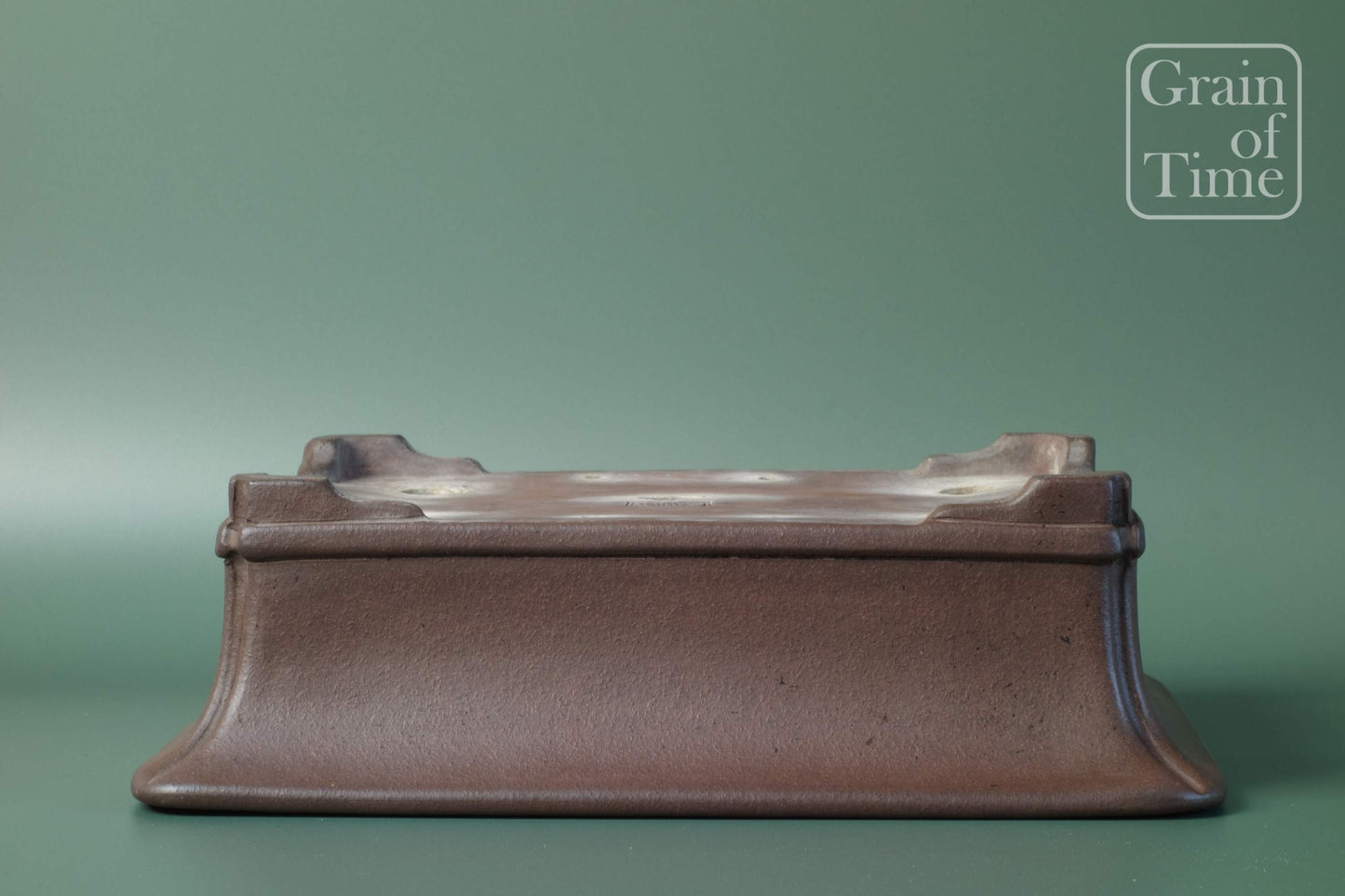 Yuji Nakano (Tokoname) - Unglazed Rectangle - 13¼ in (34cm)