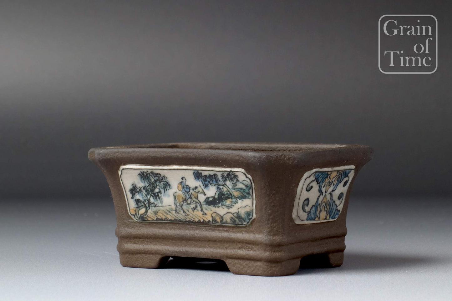 Ryokojuan (Tosui) - Rectangle with Painted Scenes - 80mm