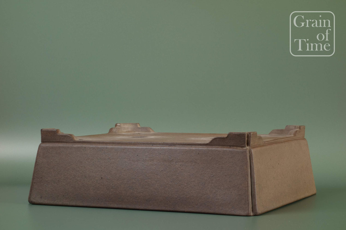 Yamaaki (2nd Gen. Koshosen) - Unglazed Rectangle - 13⅞ in (35cm)