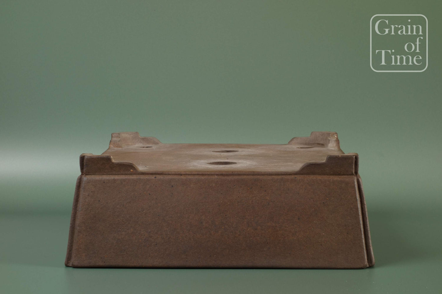Yamaaki (2nd Gen. Koshosen) - Unglazed Rectangle - 13⅞ in (35cm)