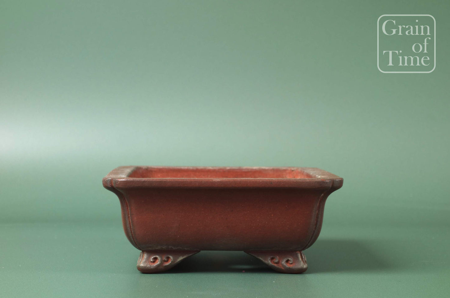 Ikko (Tokoname) - Unglazed Vermillion Rectangle - 6½ in (16cm)