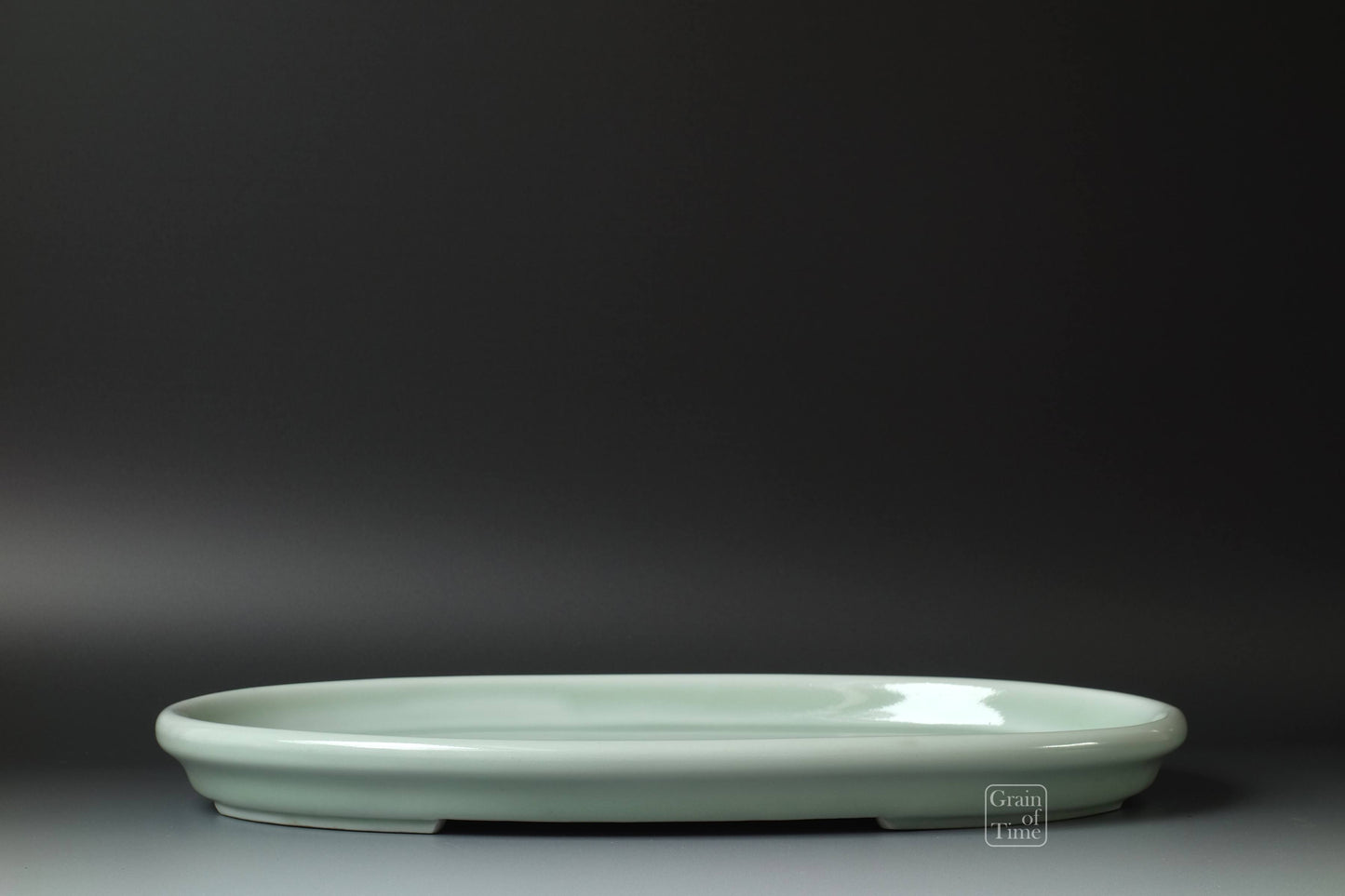 (24681) Juetsu Celadon Suiban - 15½ in (39cm)