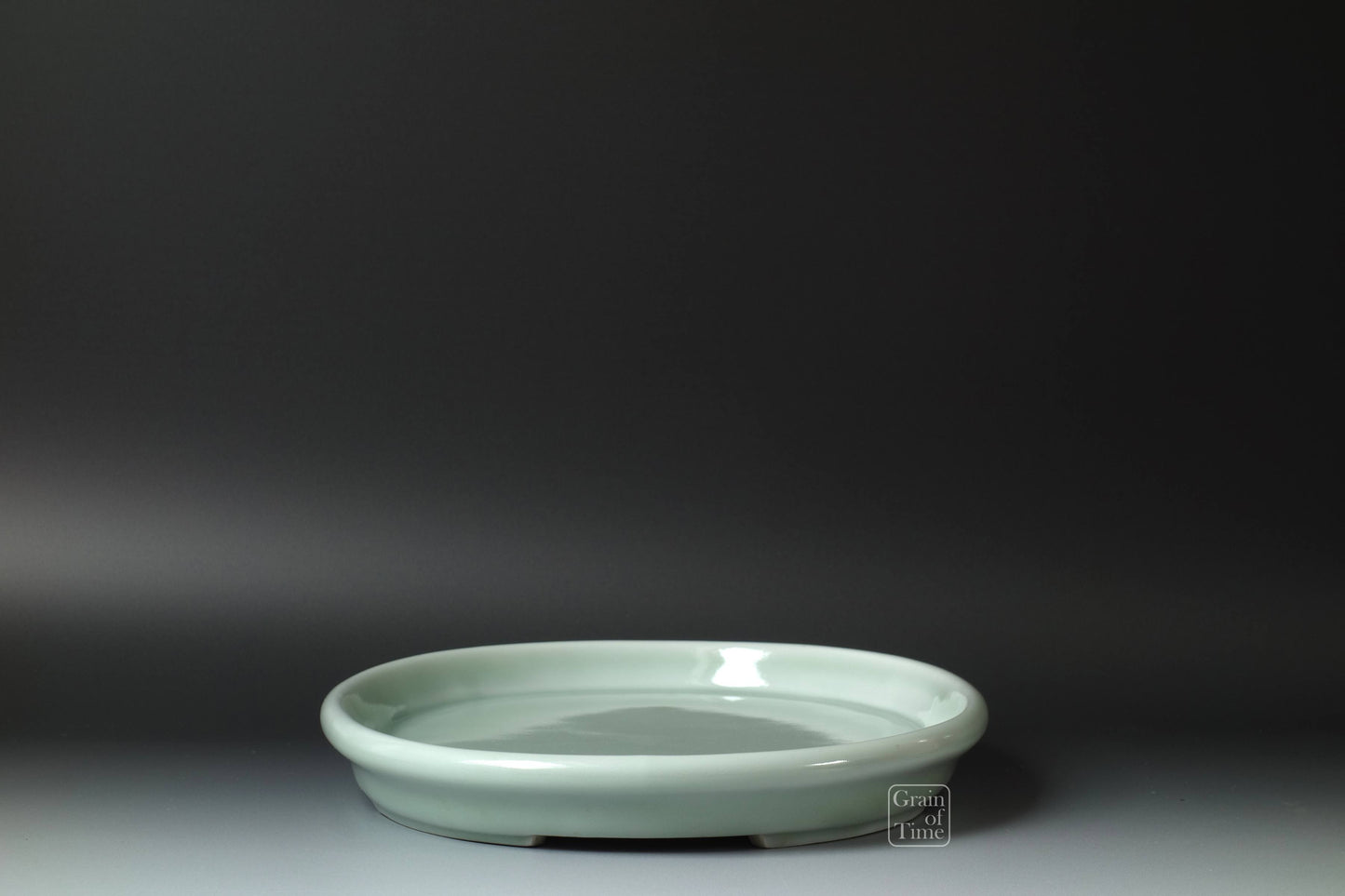 (24681) Juetsu Celadon Suiban - 15½ in (39cm)