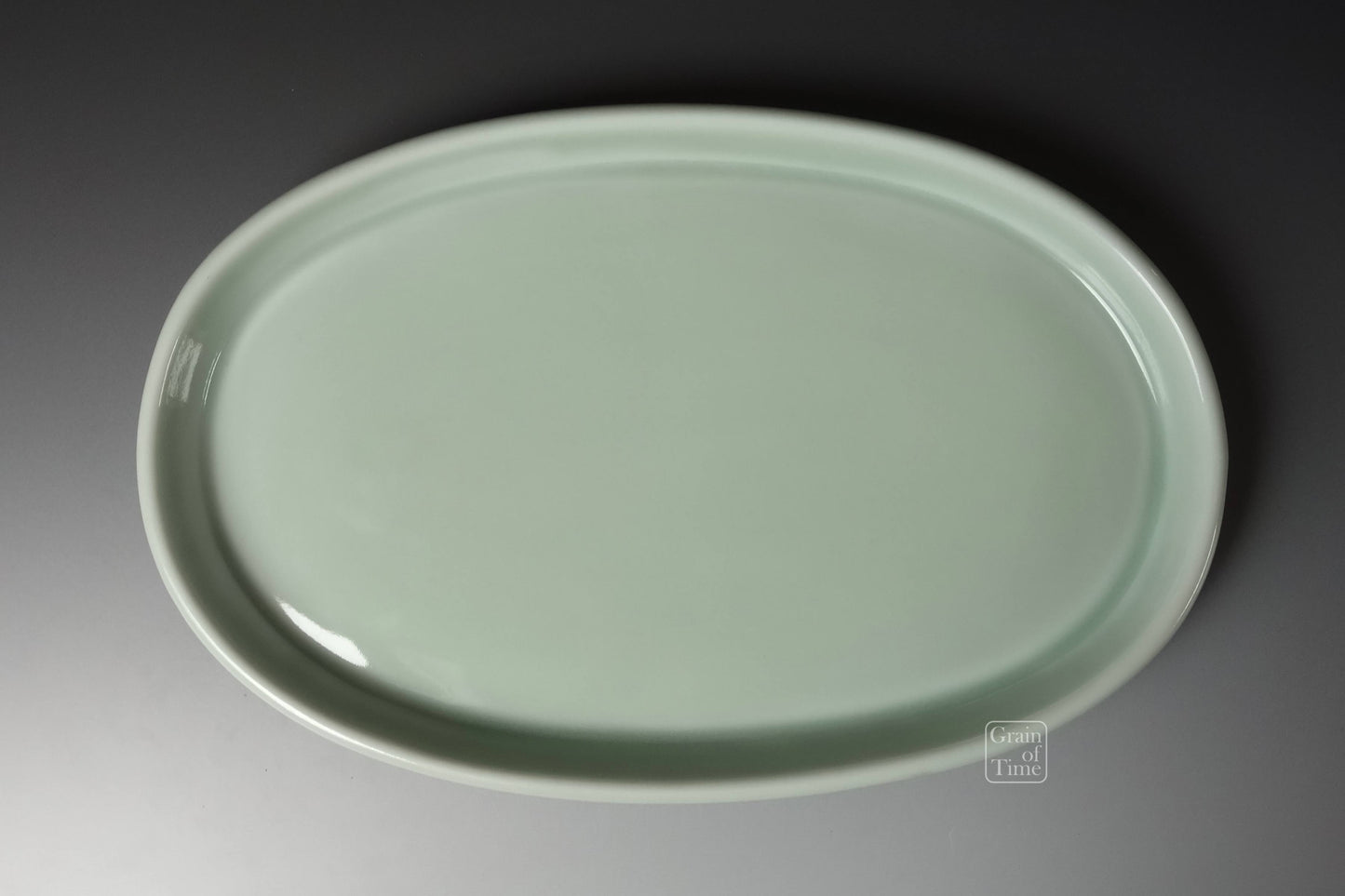 (24681) Juetsu Celadon Suiban - 15½ in (39cm)