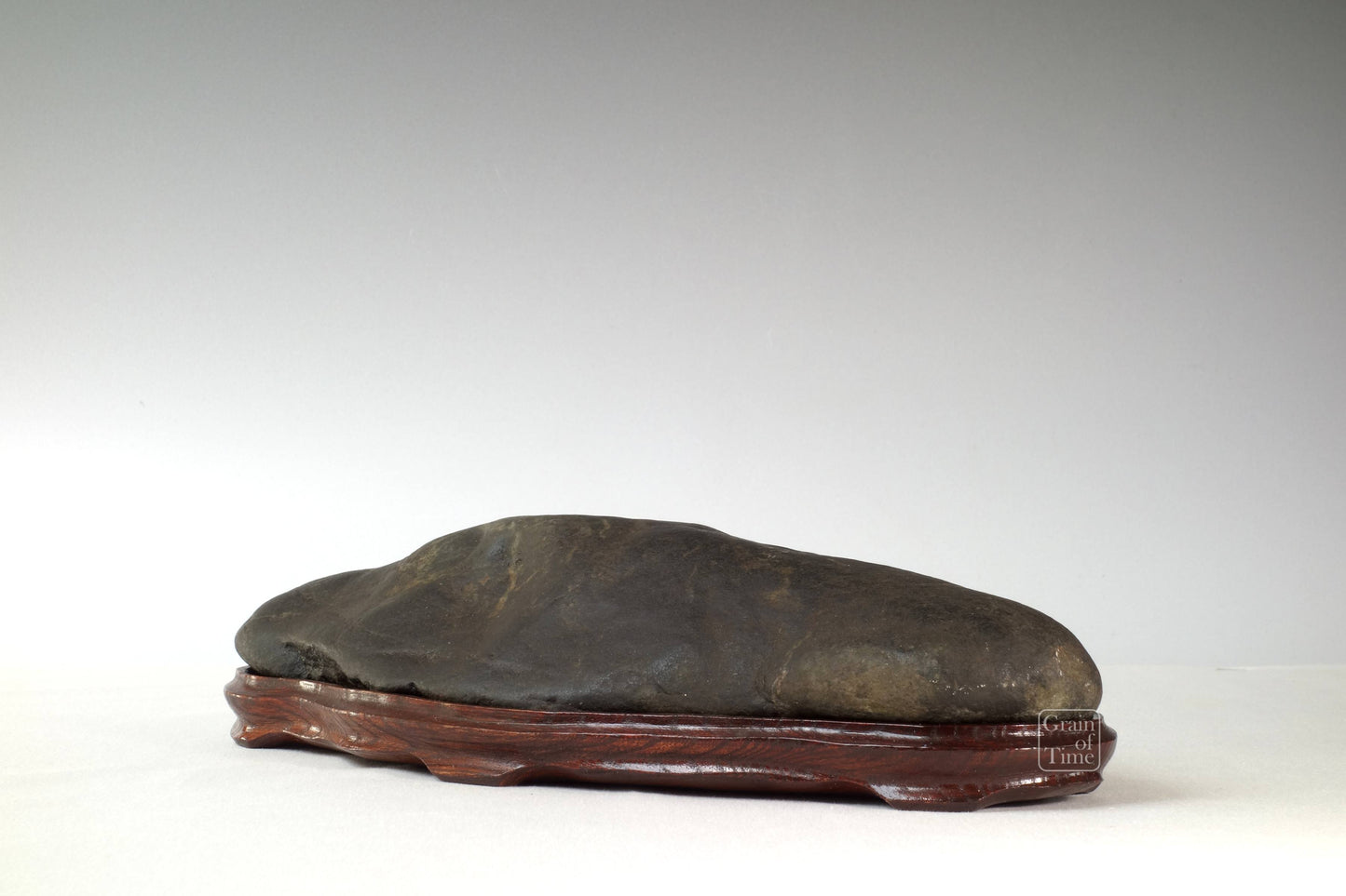 24284: Kamuikotan (Chlorite) Suiseki - 13⅝ in (35cm)