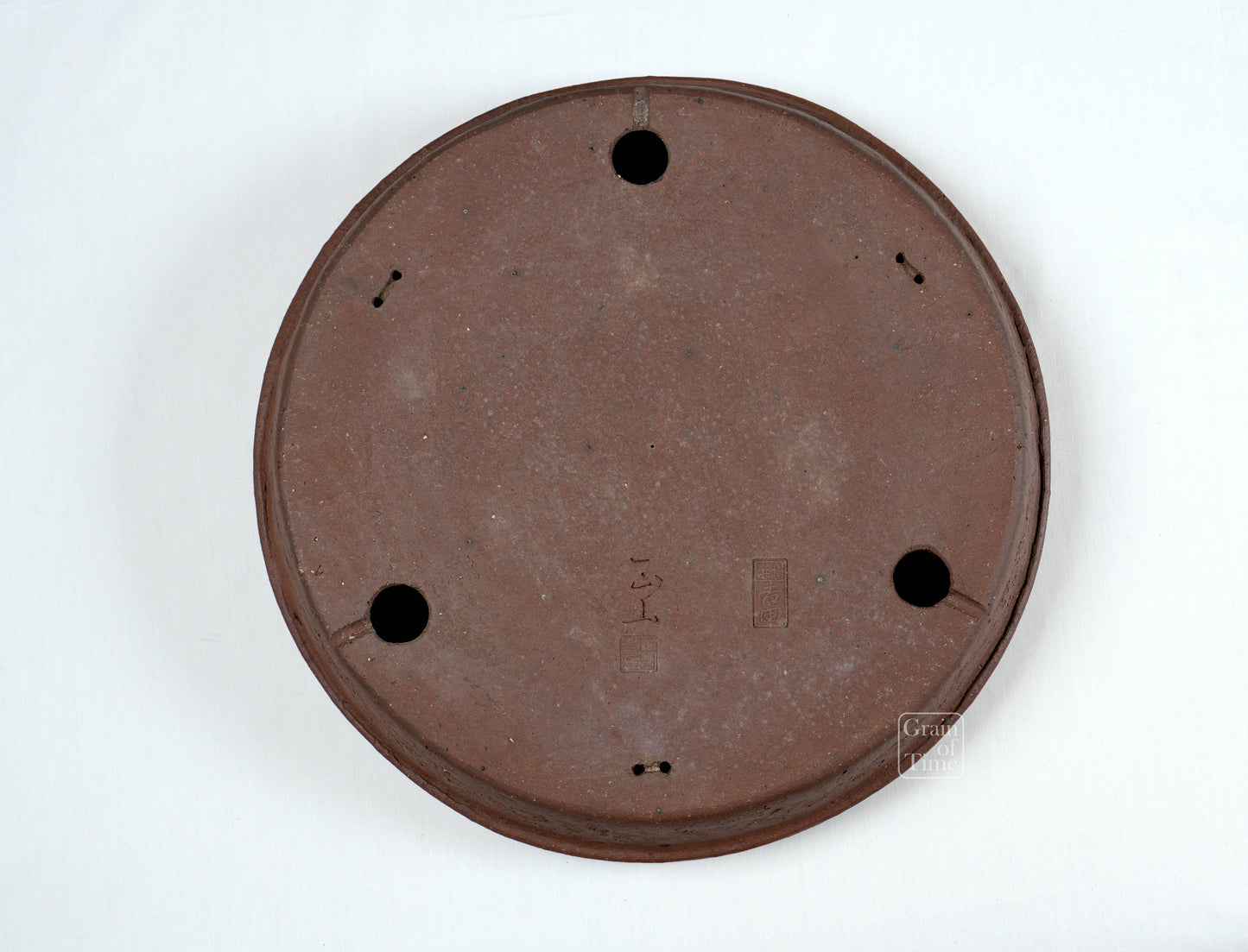 24605: Shouzan (Tokoname) - Unglazed Nanban - 17⅜ in (44 cm)