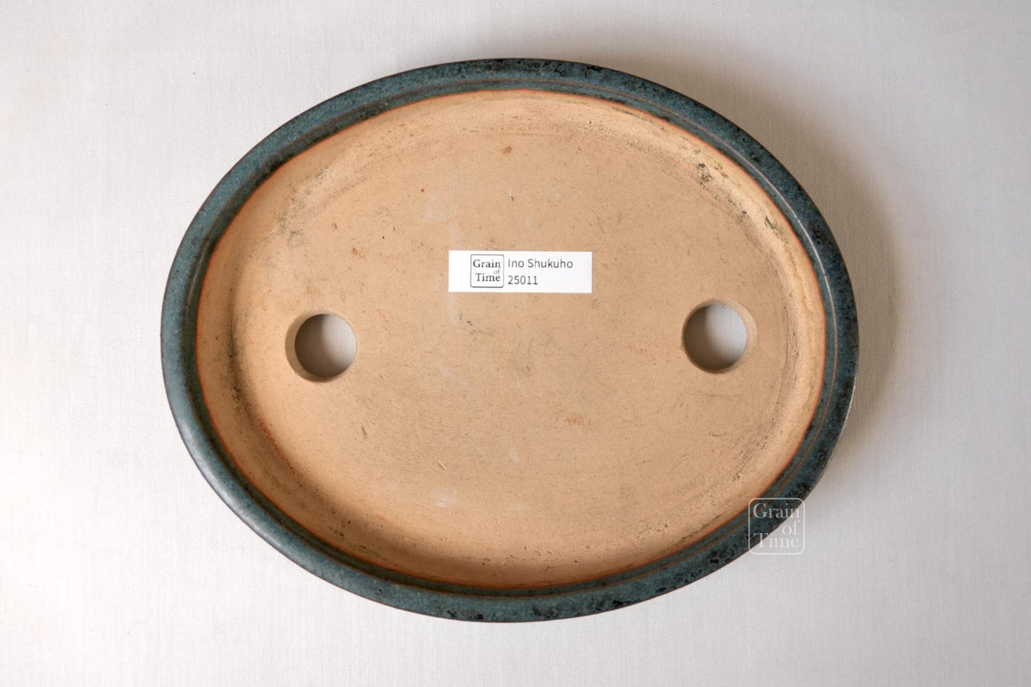 25011: Ino Shukuho - Blue Green Crystal Oval - 9⅝ in (24cm)