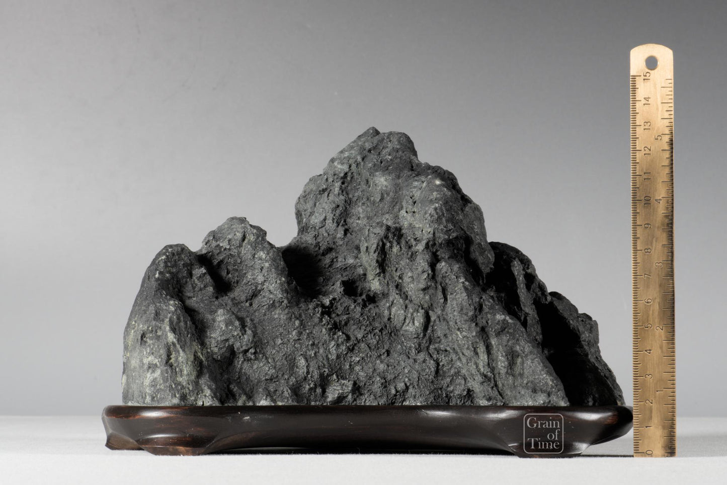 24905: Ibigawa Toyama Suiseki - 8in (20cm)