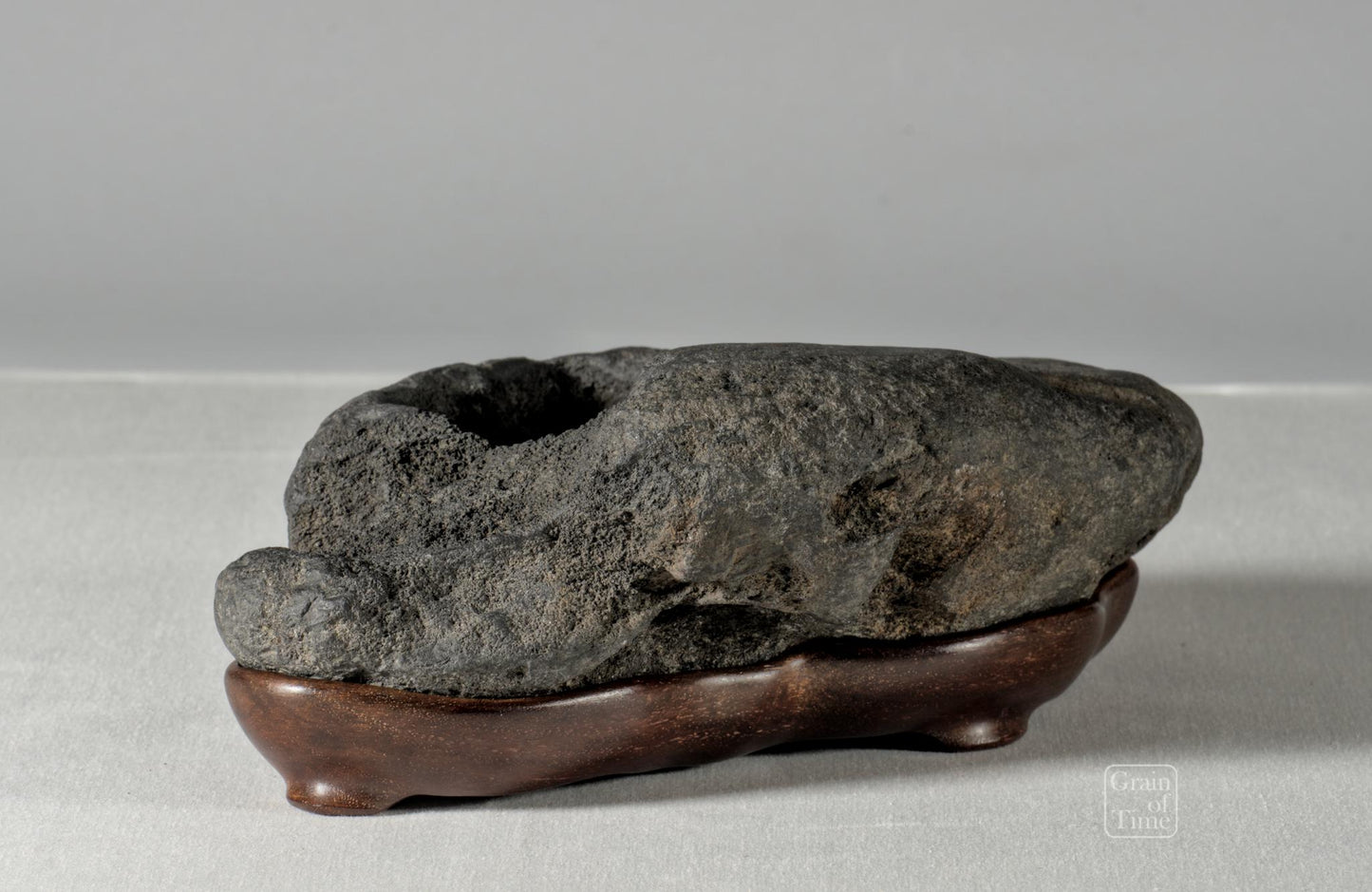 24995: Kamogawa Pool Suiseki - 8 in (20cm)