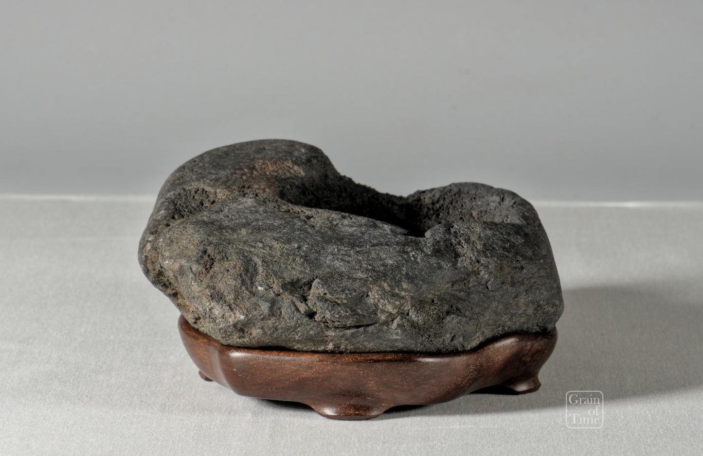 24995: Kamogawa Pool Suiseki - 8 in (20cm)