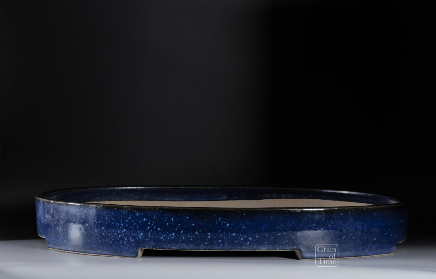 25016: Mazan / Shinzan Terahata - Ruri (Dark Blue) Oval - 24in (61cm)
