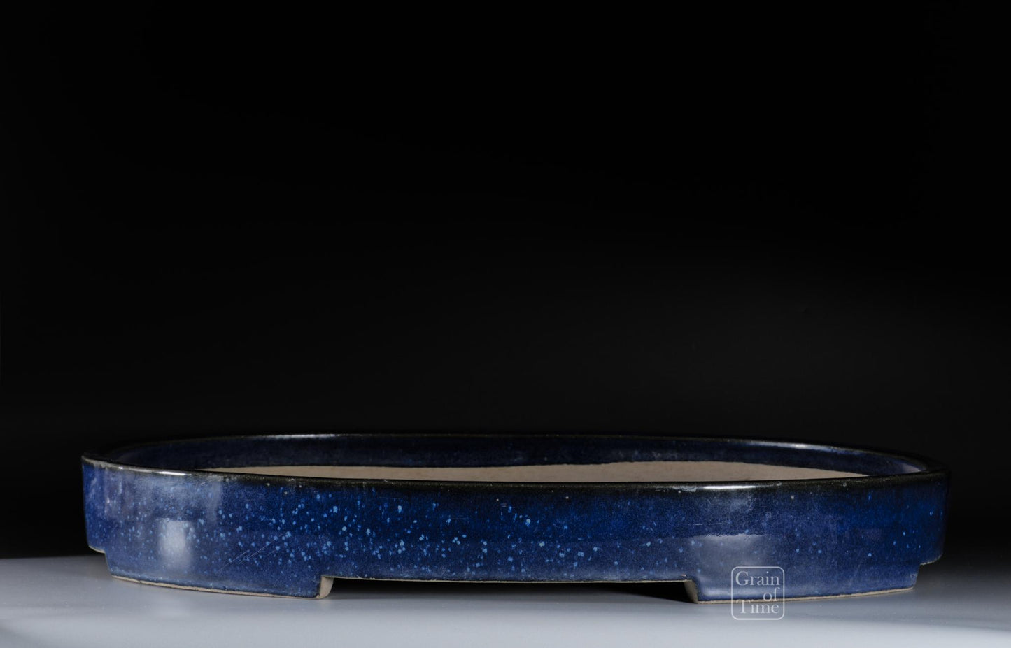 25016: Mazan / Shinzan Terahata - Ruri (Dark Blue) Oval - 24in (61cm)