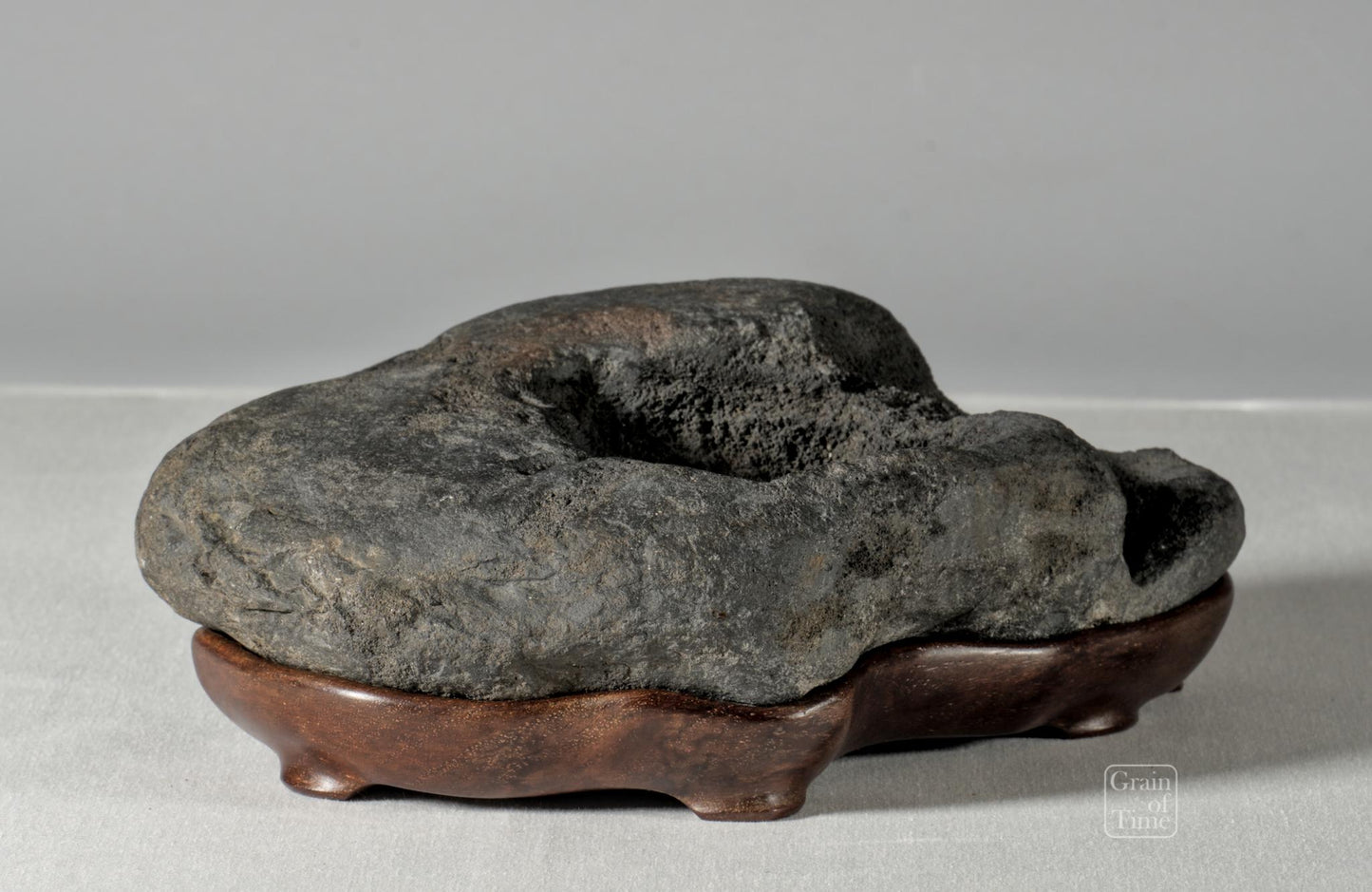 24995: Kamogawa Pool Suiseki - 8 in (20cm)