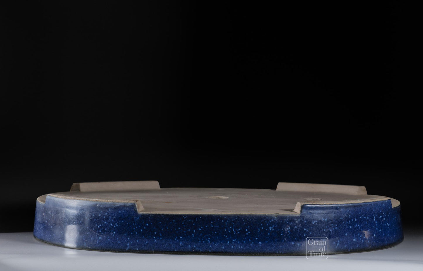 25016: Mazan / Shinzan Terahata - Ruri (Dark Blue) Oval - 24in (61cm)