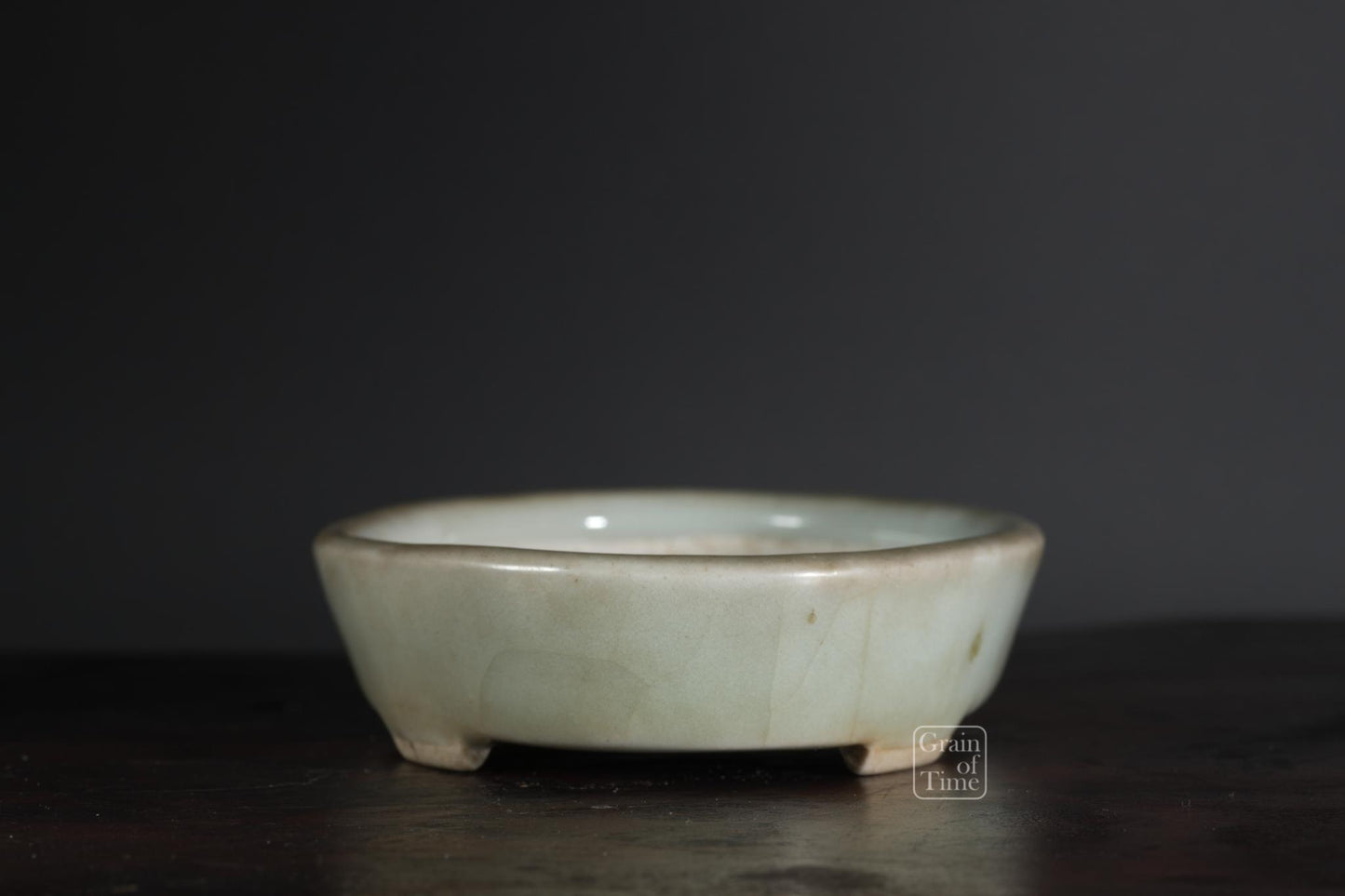 24977: Imaoka Machinao - Celadon Oval w/ Patina - 4⅝ in (12cm)