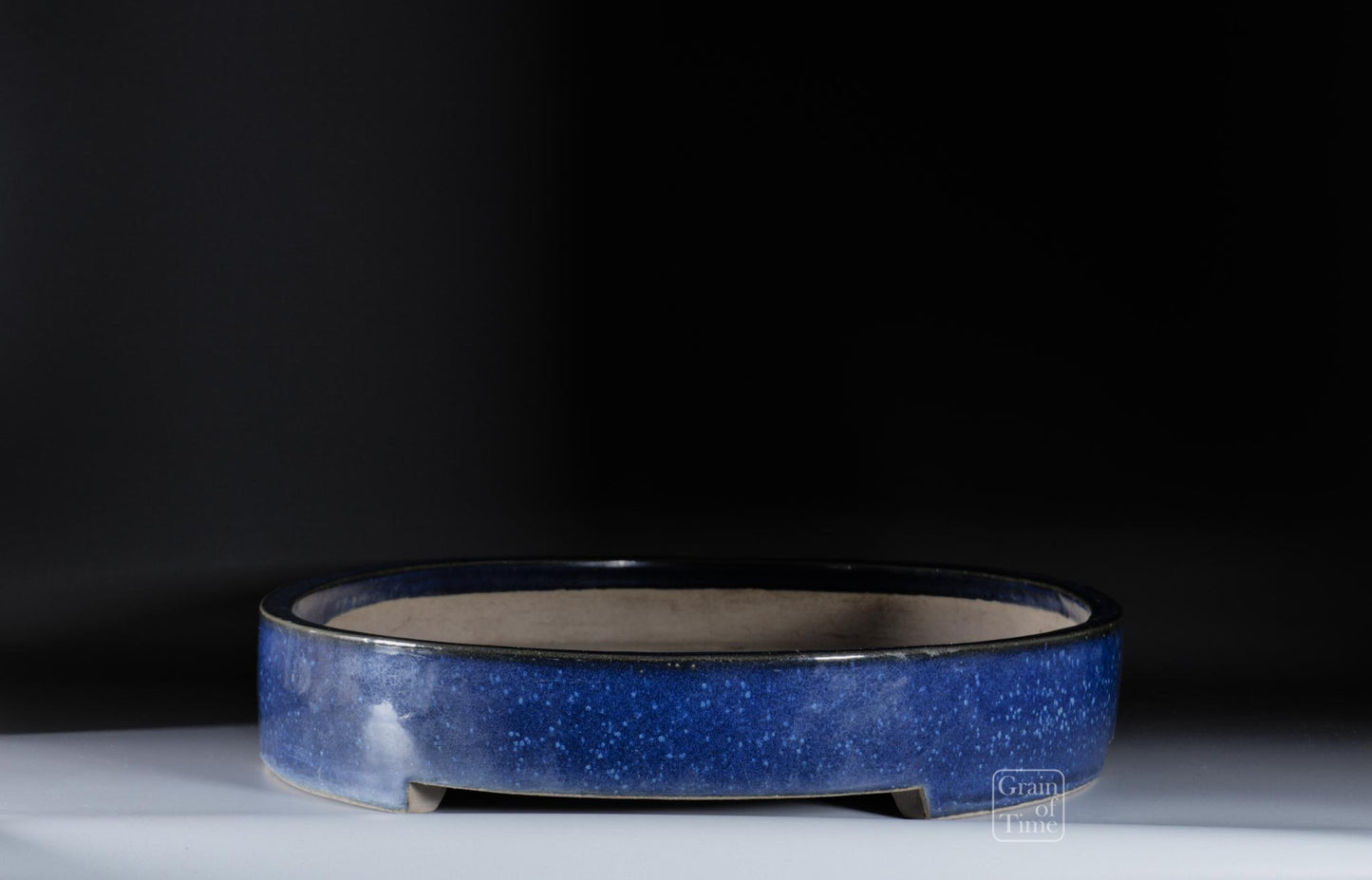 25016: Mazan / Shinzan Terahata - Ruri (Dark Blue) Oval - 24in (61cm)