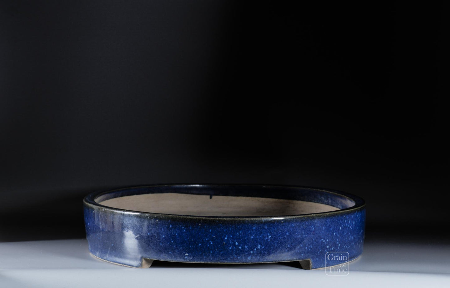 25016: Mazan / Shinzan Terahata - Ruri (Dark Blue) Oval - 24in (61cm)