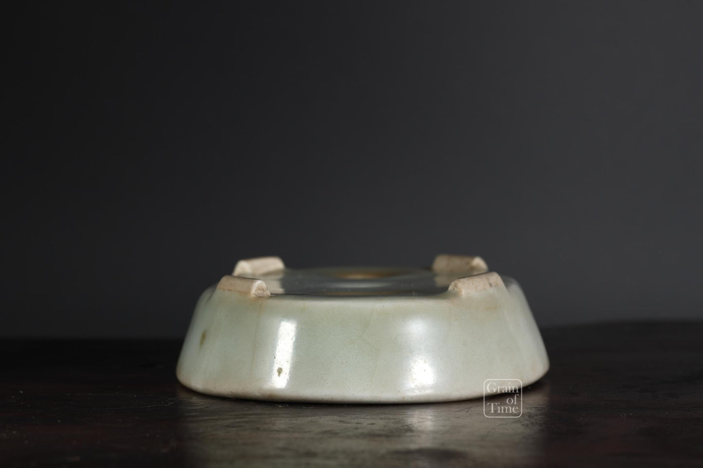 24977: Imaoka Machinao - Celadon Oval w/ Patina - 4⅝ in (12cm)