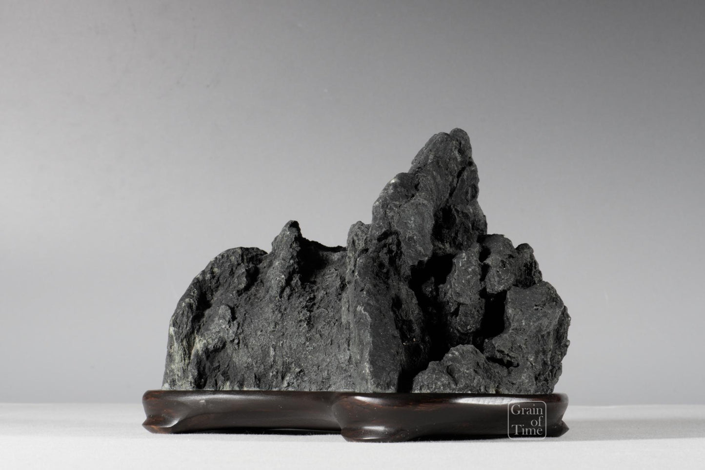 24905: Ibigawa Toyama Suiseki - 8in (20cm)