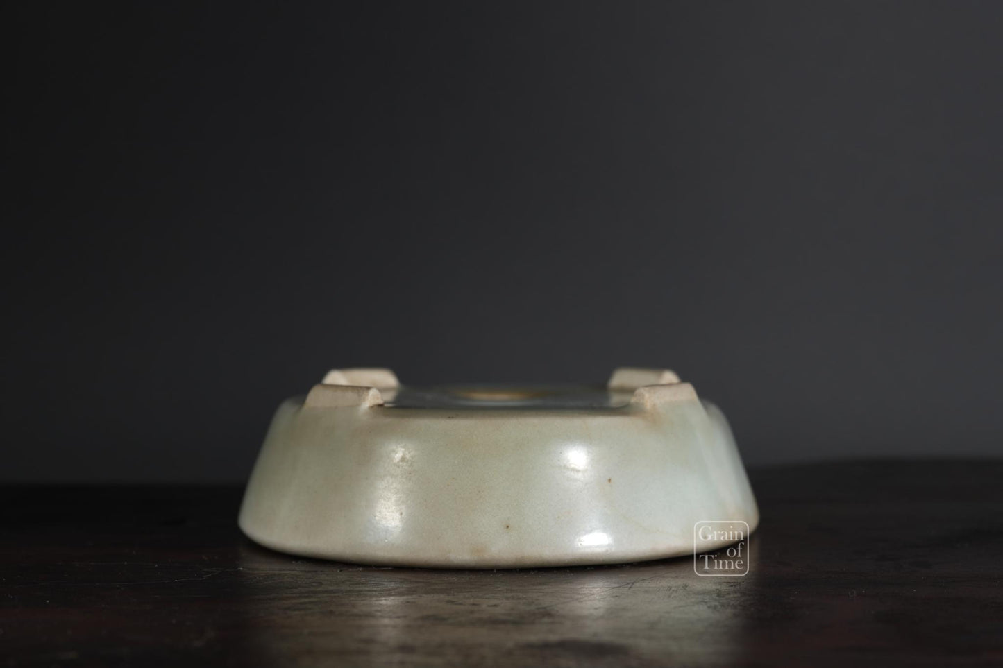 24977: Imaoka Machinao - Celadon Oval w/ Patina - 4⅝ in (12cm)