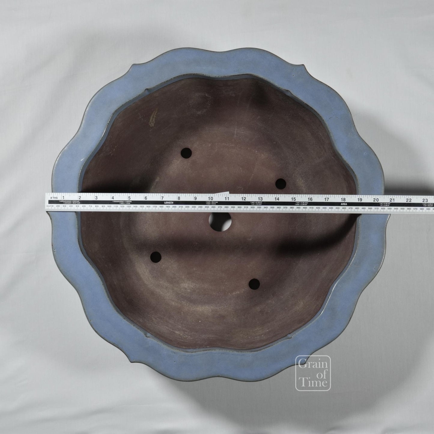 24943: Yamaaki (Tokoname) 3rd Gen - Kinyo (Pale Blue) Rinka - 21 in (53cm)