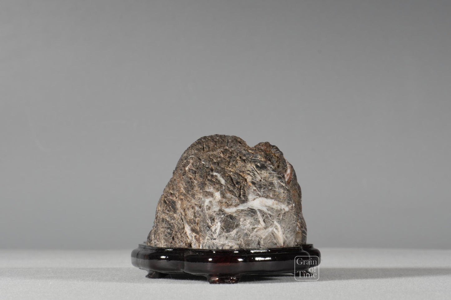 25029: Abegawa Waterfall / Mountain Suiseki - 6in (15cm)