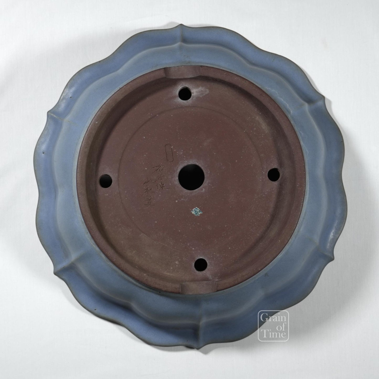 24943: Yamaaki (Tokoname) 3rd Gen - Kinyo (Pale Blue) Rinka - 21 in (53cm)