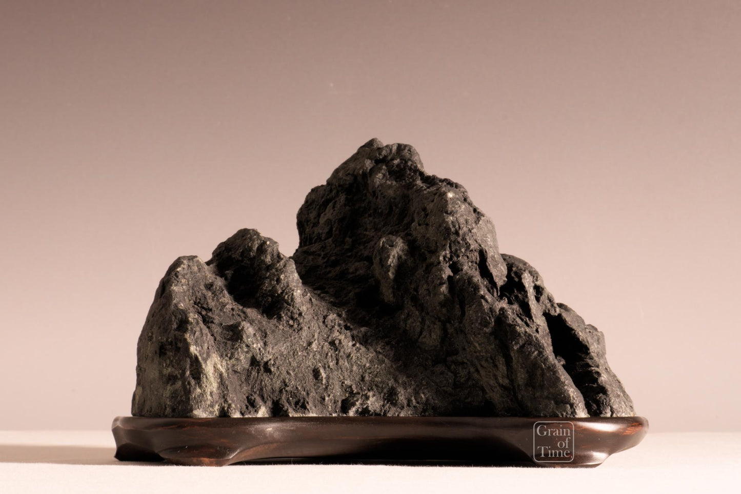 24905: Ibigawa Toyama Suiseki - 8in (20cm)