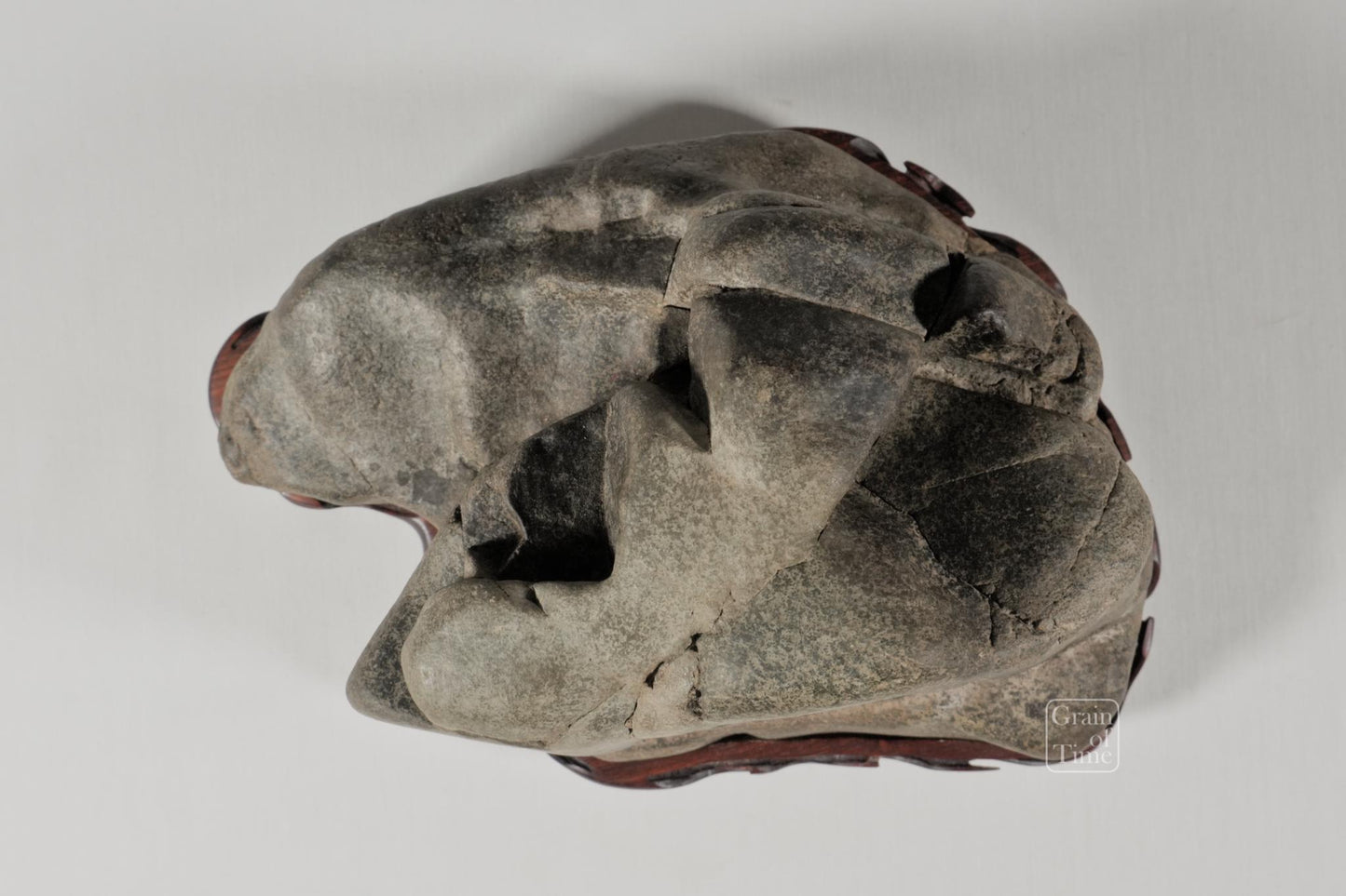 24967: Chinese Viewing Stone / Suiseki - 10⅝ in (27cm)