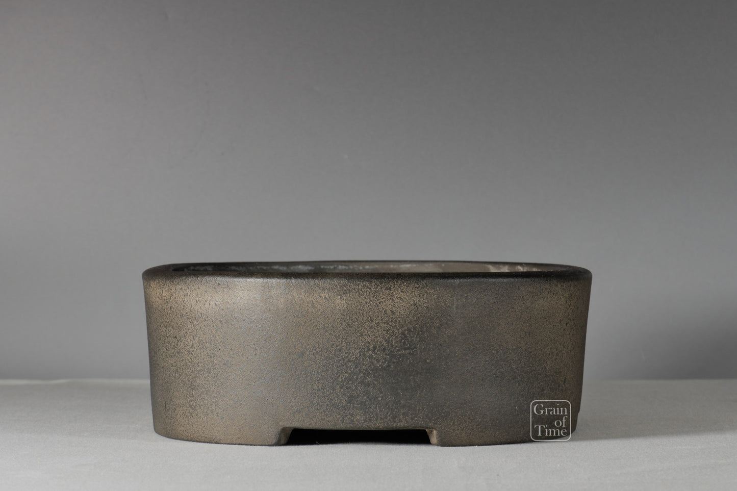 25096: Koyo (Tokoname) - Unglazed Oval - 12in (30cm)