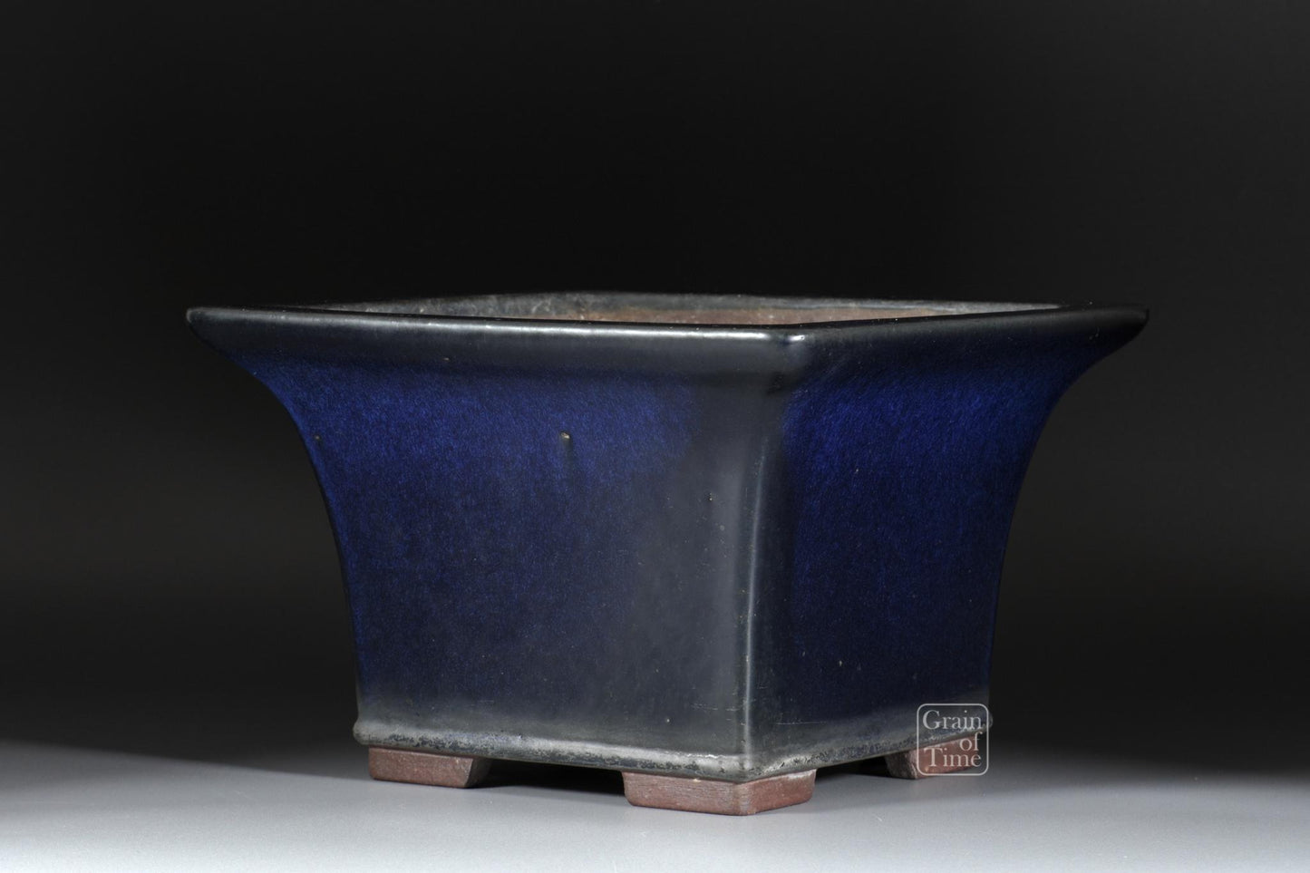 25005: Yamaaki (Tokoname) 3rd Gen - Ruri Blue Cascade 8¾ in (22cm)