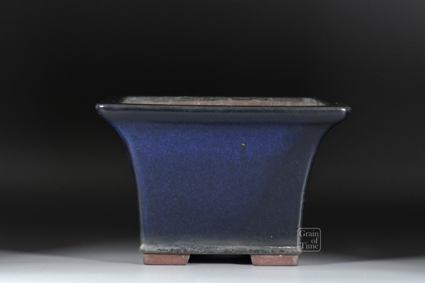 25005: Yamaaki (Tokoname) 3rd Gen - Ruri Blue Cascade 8¾ in (22cm)