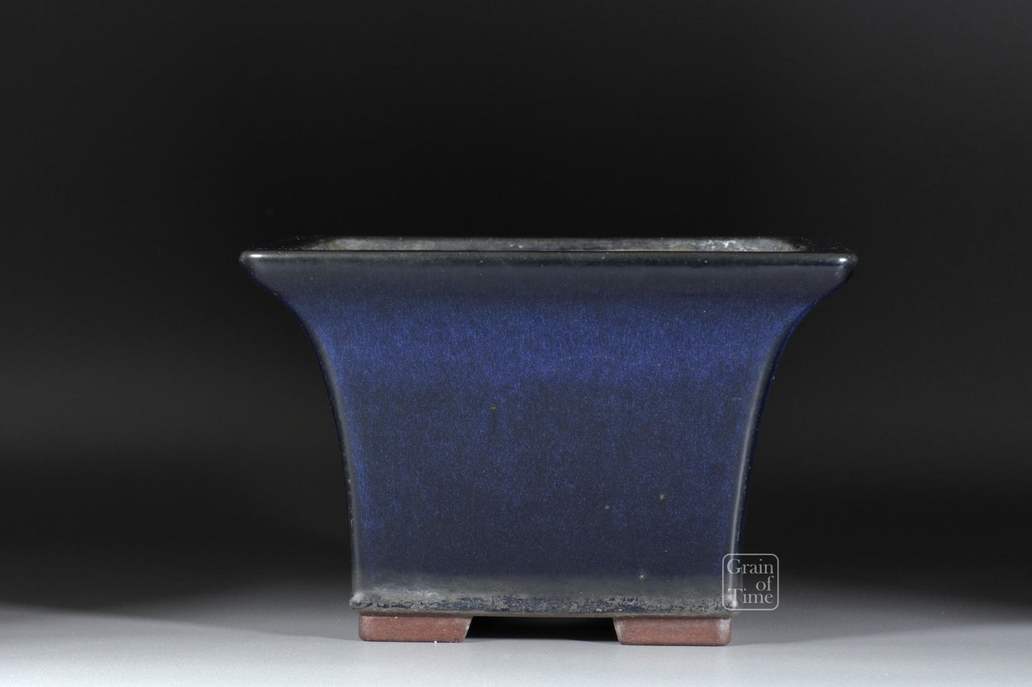 25005: Yamaaki (Tokoname) 3rd Gen - Ruri Blue Cascade 8¾ in (22cm)