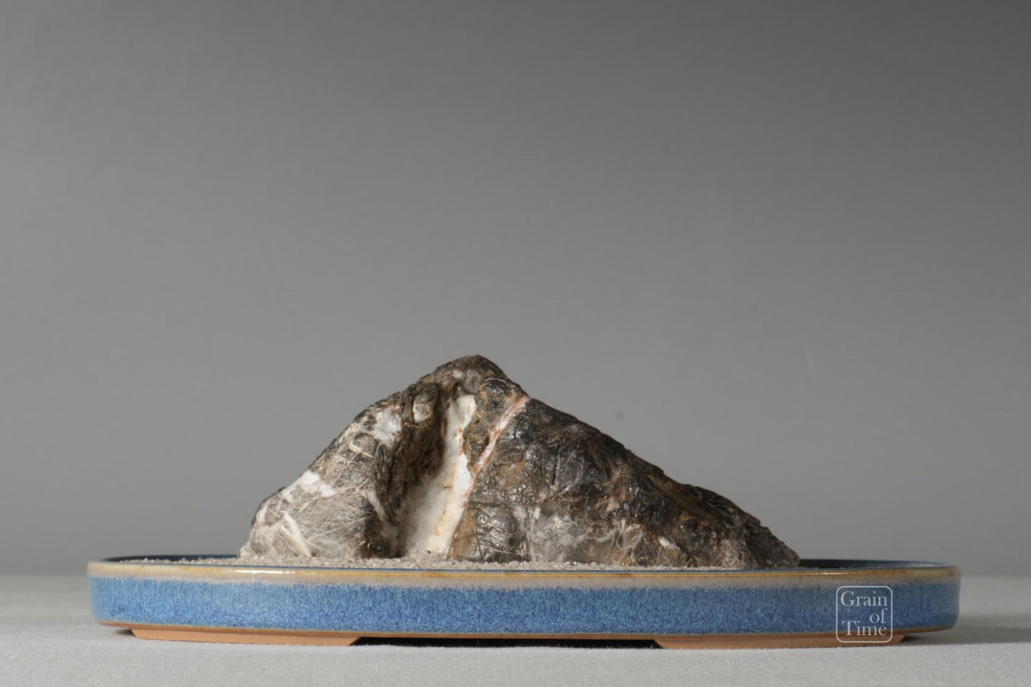 25029: Abegawa Waterfall / Mountain Suiseki - 6in (15cm)