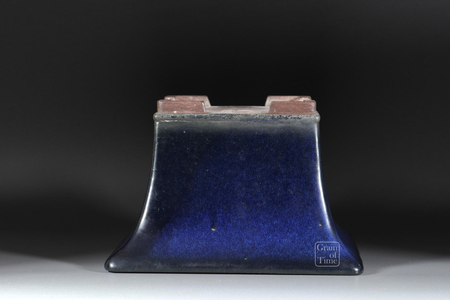 25005: Yamaaki (Tokoname) 3rd Gen - Ruri Blue Cascade 8¾ in (22cm)