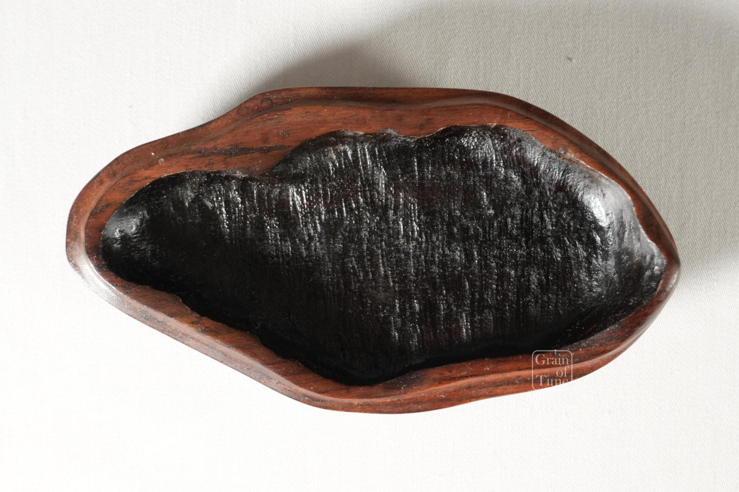 24958: Kamuikotan Suiseki - "Buddhas Hand" - 5½ in (14cm)