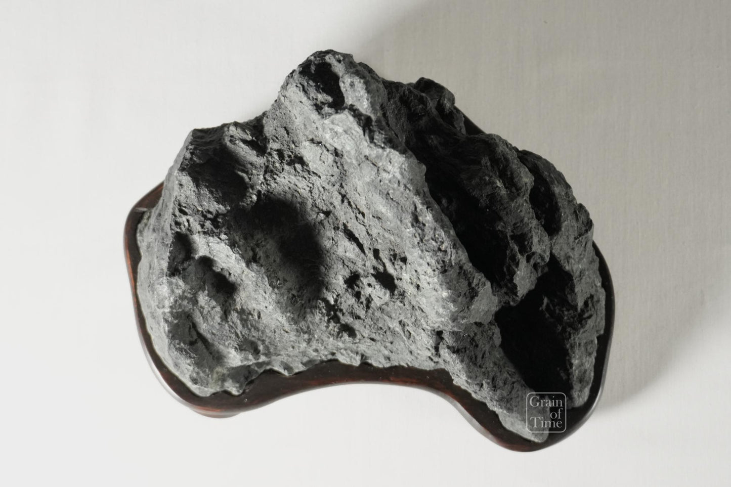 24905: Ibigawa Toyama Suiseki - 8in (20cm)