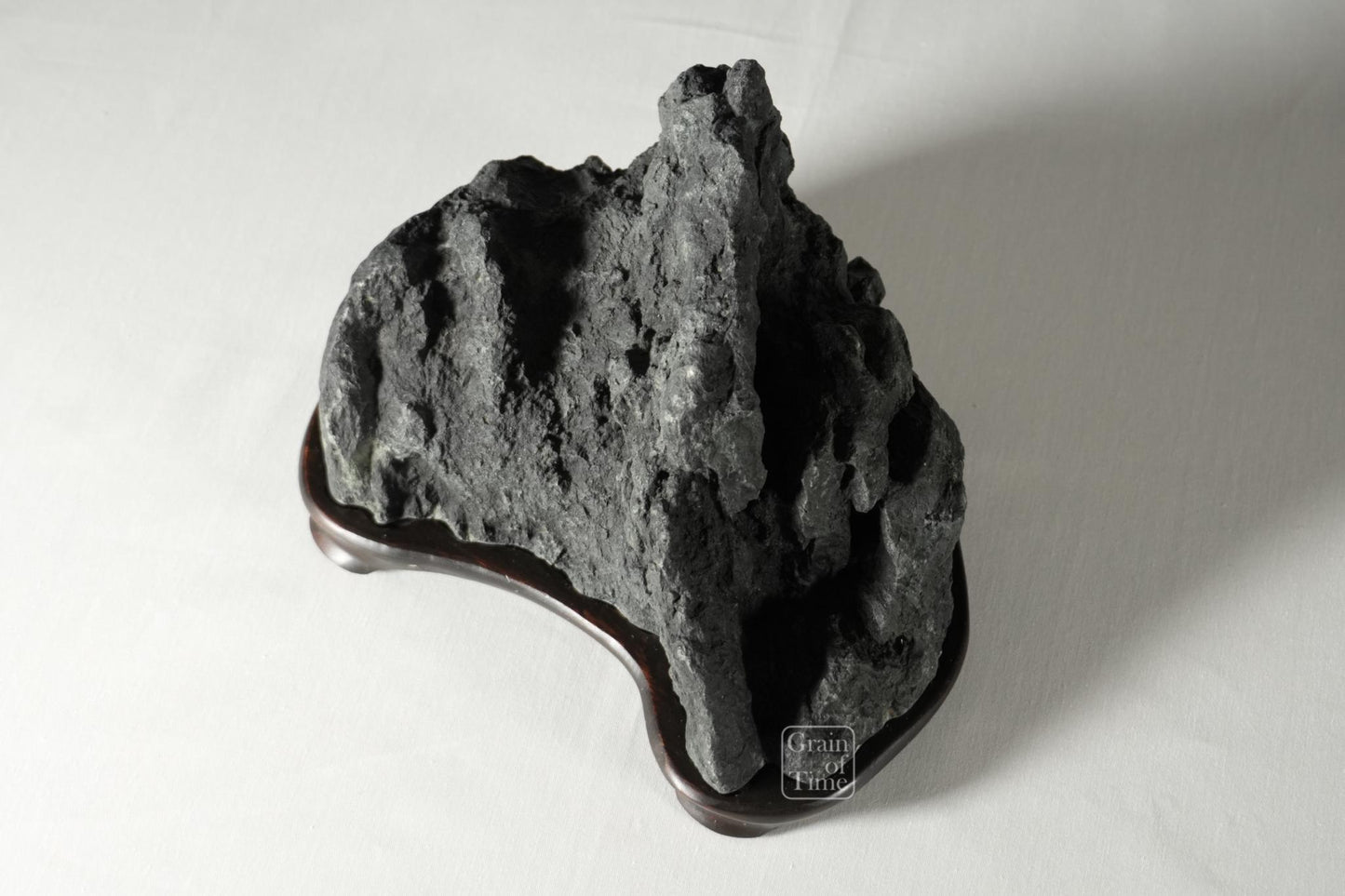 24905: Ibigawa Toyama Suiseki - 8in (20cm)