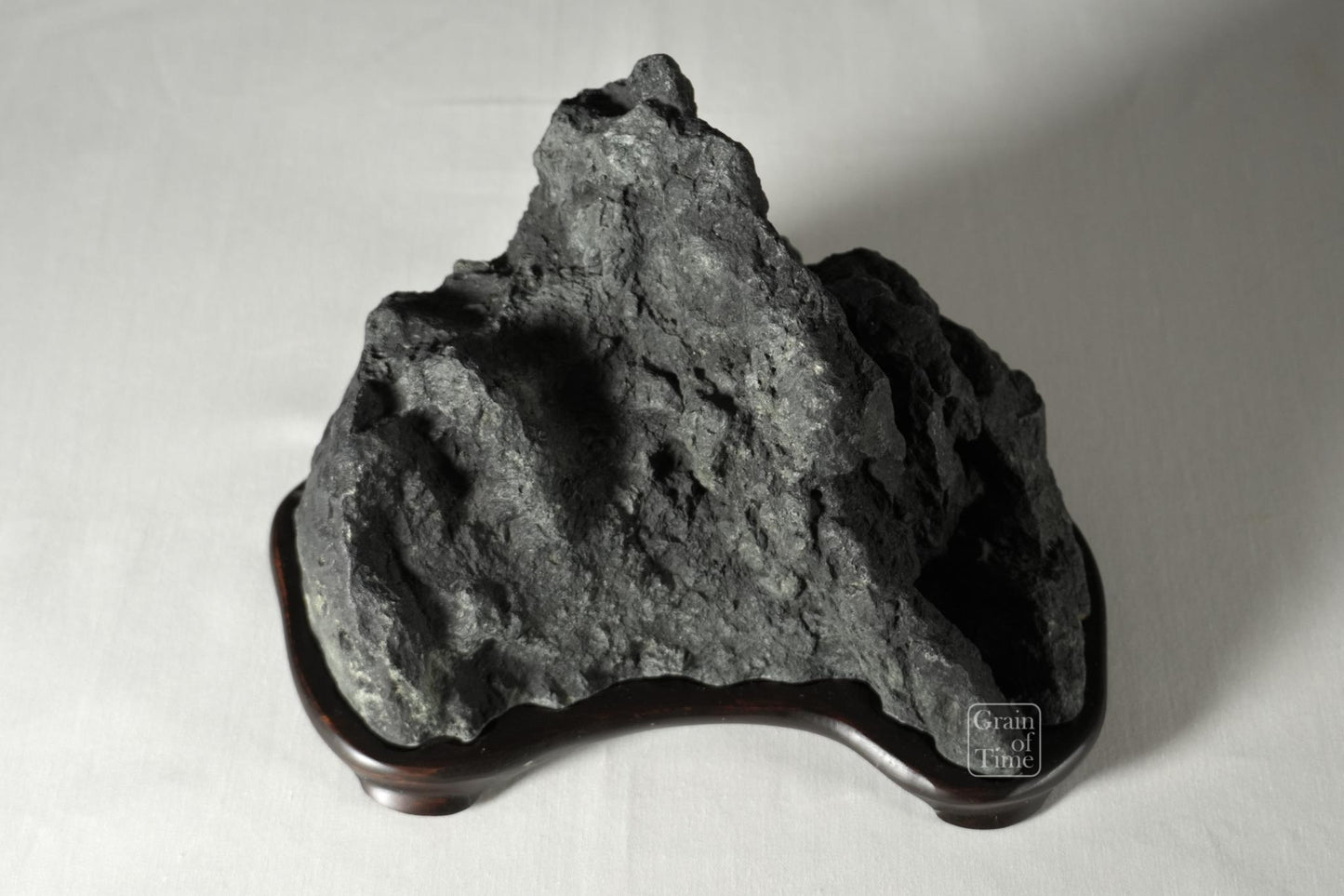 24905: Ibigawa Toyama Suiseki - 8in (20cm)