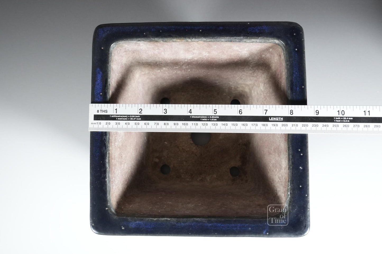 25005: Yamaaki (Tokoname) 3rd Gen - Ruri Blue Cascade 8¾ in (22cm)