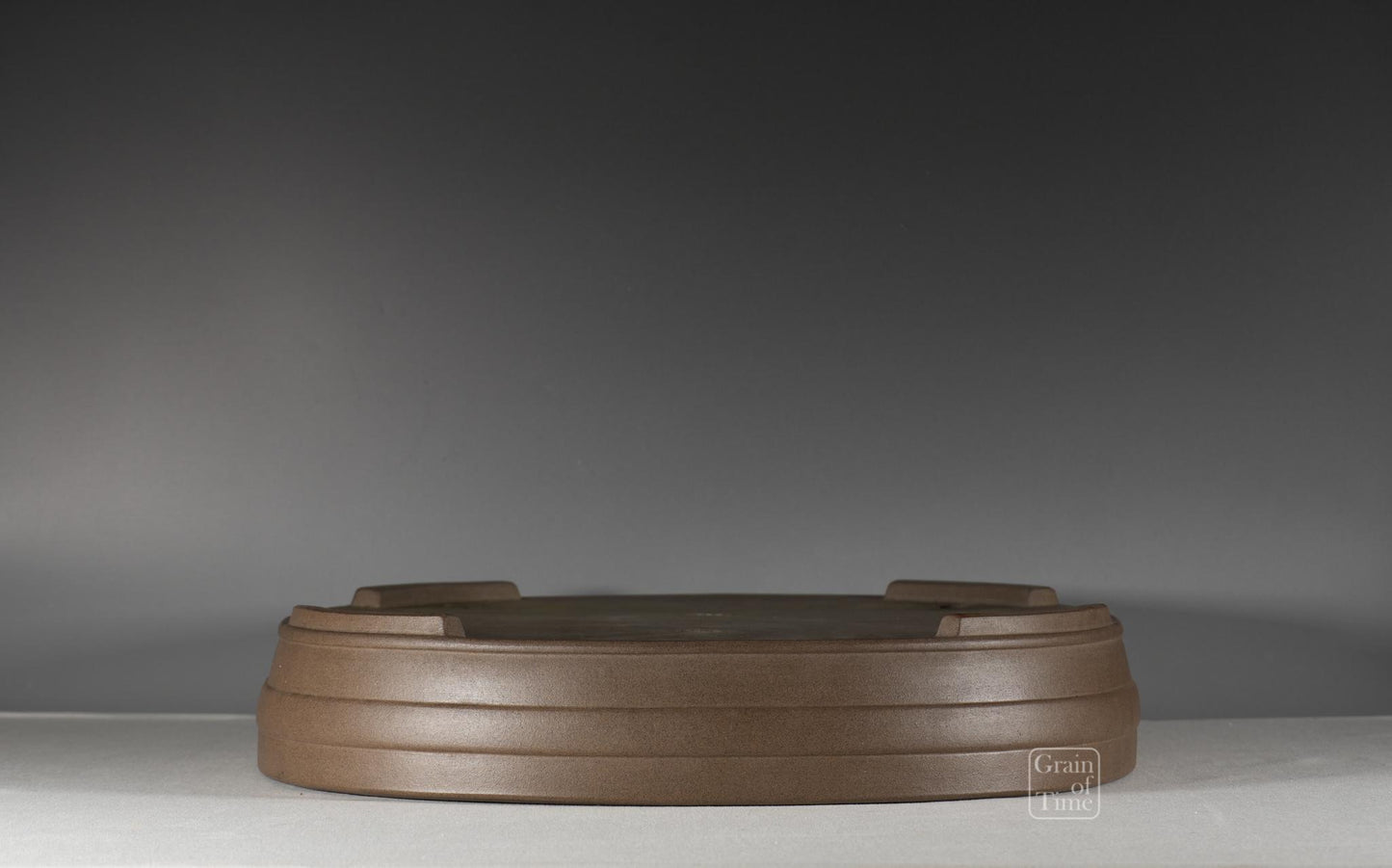 25083: Keizan Hisada (Tokoname) - Unglazed Oval - 22½ in (57cm)