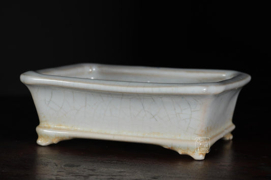 24948: Shunka Seizan - White Rectangle - 5½ in (14cm)