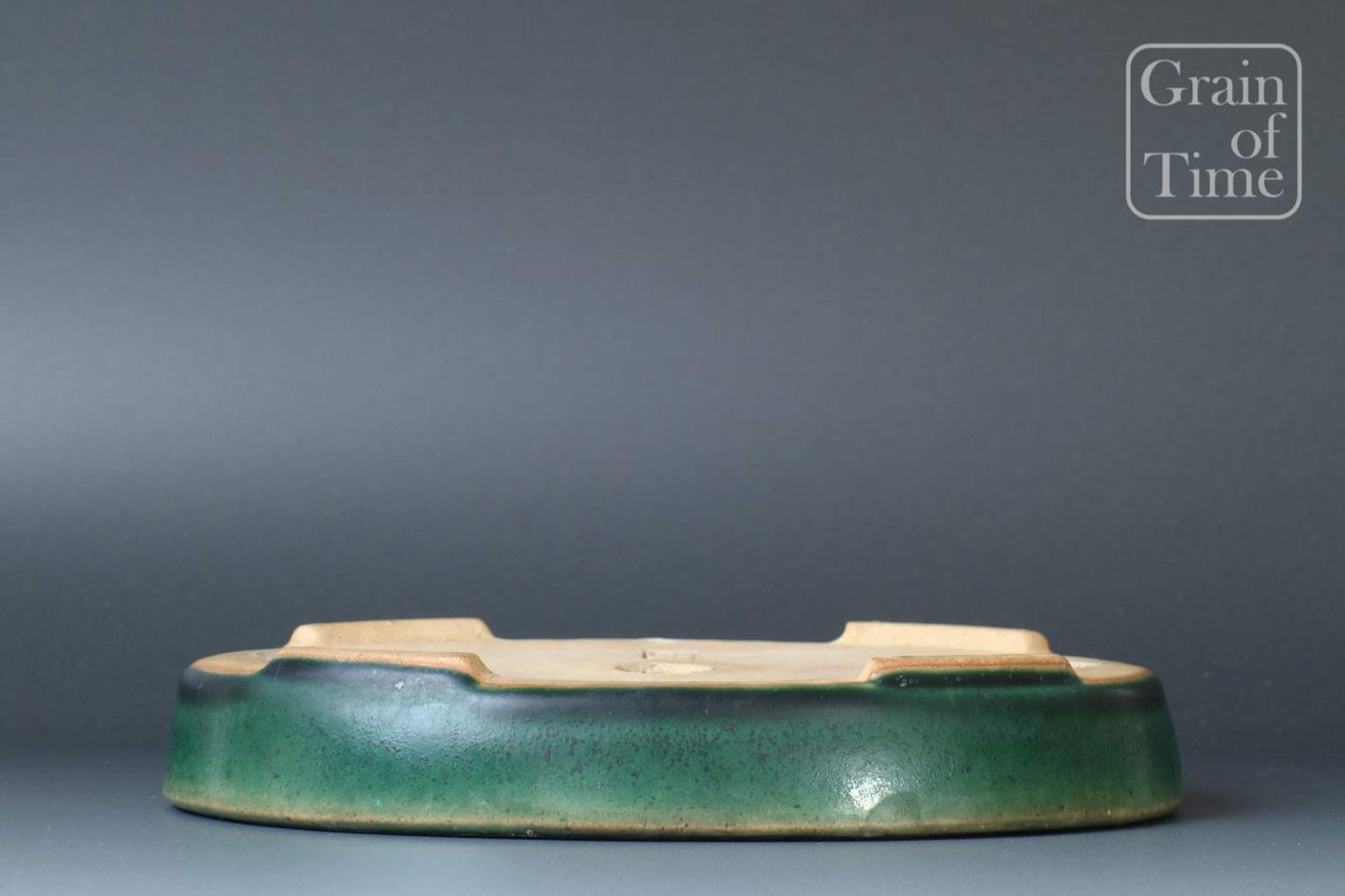 Ikkou (Tokoname) - Oribe green Oval - 6¾ in (17cm)