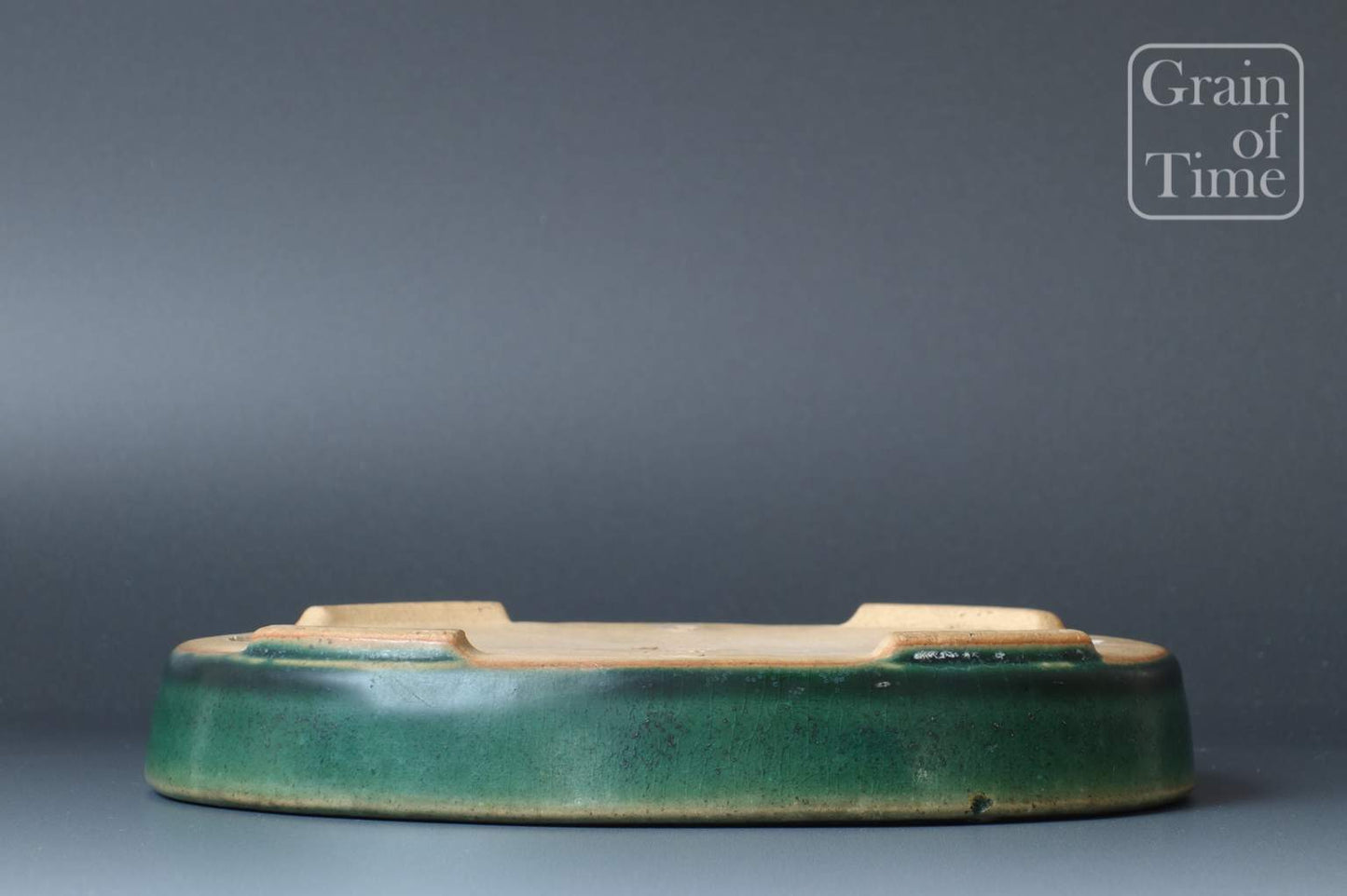 Ikkou (Tokoname) - Oribe green Oval - 6¾ in (17cm)